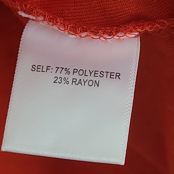 ⭐️40% Off⭐️ Rose + Olive Tomato Red Cross Front Top - Picture 8 of 8